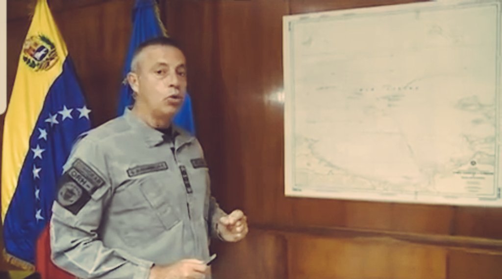 📌 1/3. Según explicó y demostró el Cmdte. Gral. de la <a href="/ArmadaFANB/">Armada Bolivariana</a>, Alm. Giuseppe Alessandrello, los hechos ocurridos entre nuestro Buque Guardacostas Naiguatá y el Buque Resolute portugués, el pasado 30MAR2020, deja varios aspectos importantes...