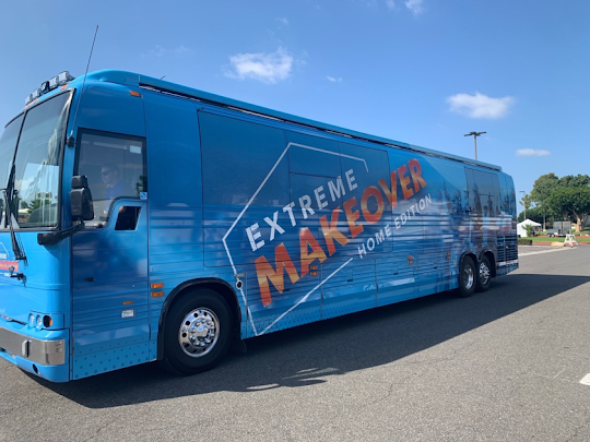 **Tomorrow Night**  Budget Blinds Partners With HGTV's Extreme Makeover Home Edition

We’re honoured to be a part of Extreme Makeover: Home Edition airing tomorrow- April 5th on HGTV. Make sure to tune in at 8/7 c ! #HGTV #BudgetBlinds

For more details: youtu.be/DRcAuIx-ZX4