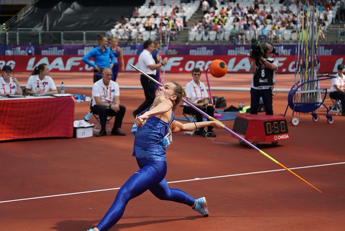 Diamond_League's tweet photo. This week you can relive some of the greatest #DiamondLeague throws of the last 10 years!โ๏ธ
Just click the link below to watch๐
https://t.co/bQWjuZFvmY
๐ธ @matthewquine
#fieldnation #throwback #throwing https://t.co/3cVurFSObW