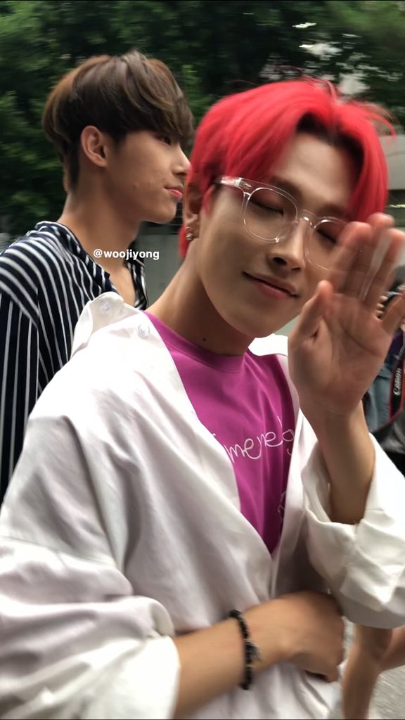 Hongjoong’s natural skin tone; an important and small thread