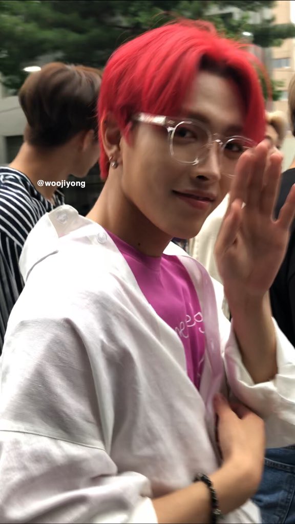 Hongjoong’s natural skin tone; an important and small thread