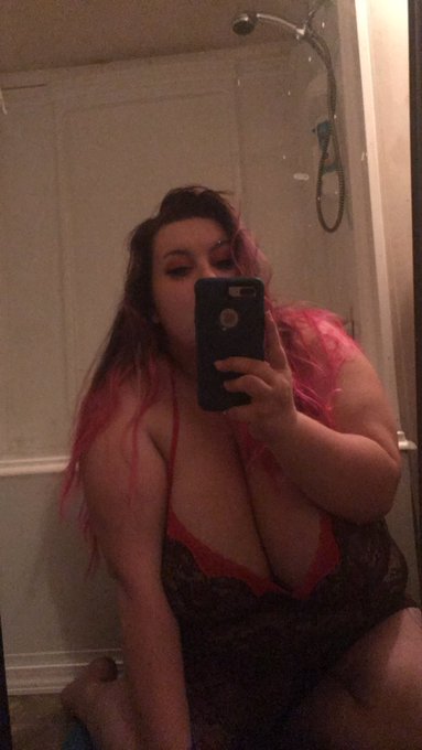 Who&rsquo;s interested in big titty milf? Come buy my premium and watch me titty fuck my husband!!! #sellingvideos<a href="/tag/premiumsnapchat"class="tags"><span>#premiumsnapchat</span></a><a href="/tag/premiumsnap"class="tags"><span>#premiumsnap</span></a><a href="/tag/sellingnudes"class="tags"><span>#sellingnudes</span></a><a href="/tag/sellingcontent"class="tags"><span>#sellingcontent</span></a>