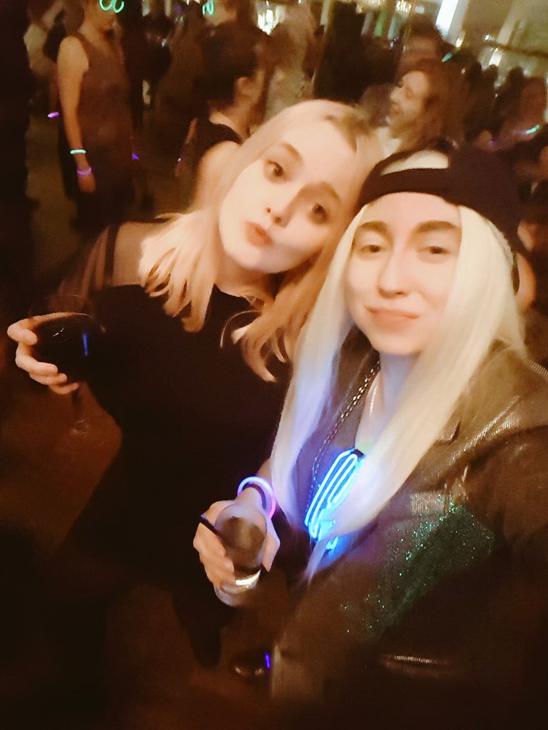 _JessePond_'s tweet photo. 2019 #hobbitcon with @xanalj ! https://t.co/xriorqjY0l
