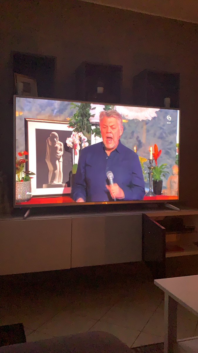DoraMargret's tweet photo. @BjrgBaldursdtti  elsku Blakkur 🥰 #heimamedhelga https://t.co/JFhe56SQhD