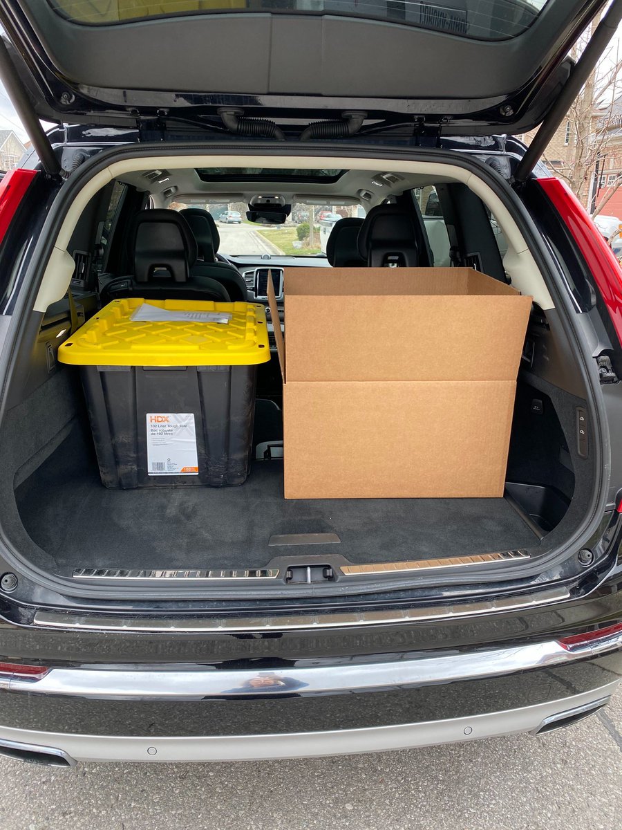 conquercovid19's tweet image. Thanks to @volvocarcanada for their incredible support of our work. The 12 vehicles provided to our team of volunteers is going to make it much easier to deliver essential supplies to our frontline healthcare workers. #VolvoXC90 #VolvoXC60 #VolvoXC40 #VolvoV60 #VolvoS60