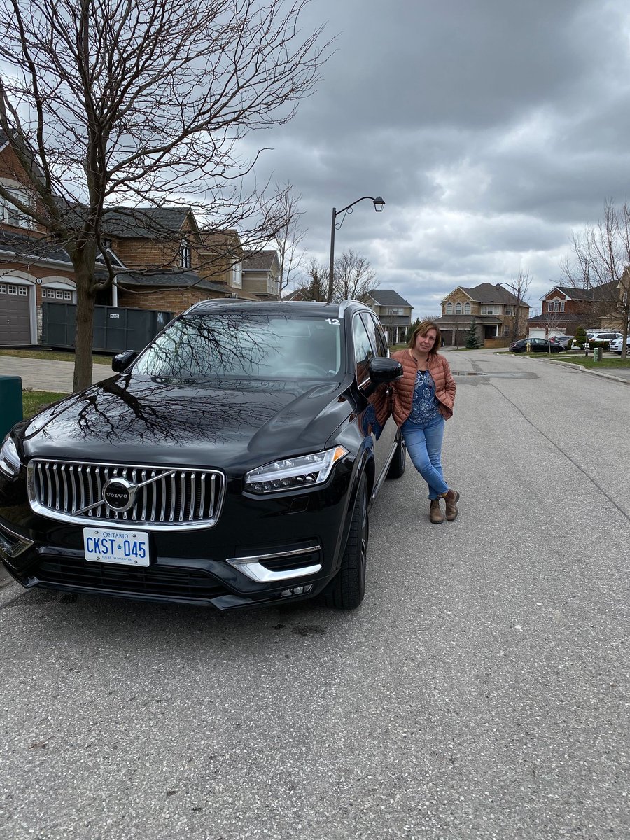 conquercovid19's tweet image. Thanks to @volvocarcanada for their incredible support of our work. The 12 vehicles provided to our team of volunteers is going to make it much easier to deliver essential supplies to our frontline healthcare workers. #VolvoXC90 #VolvoXC60 #VolvoXC40 #VolvoV60 #VolvoS60