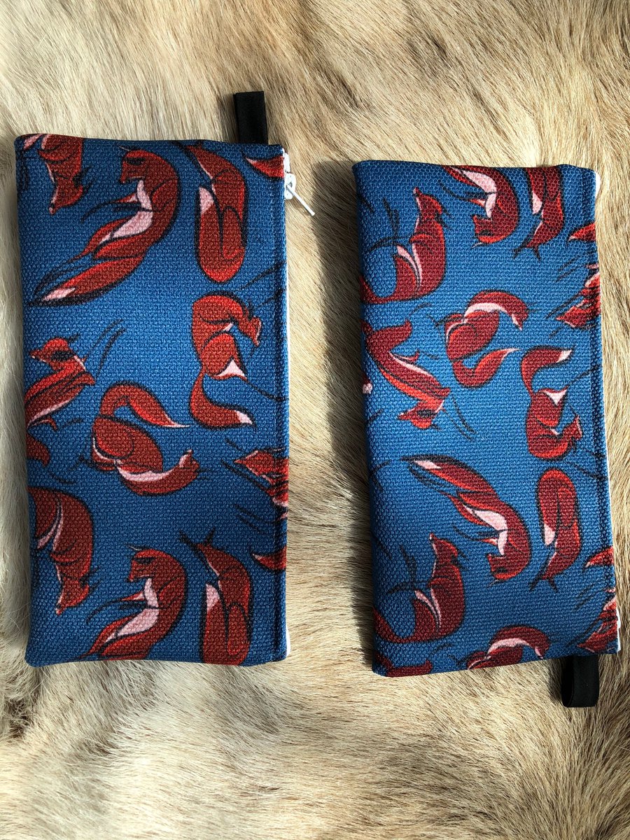 AND FINALLY AVAILABLE FOR THE FIRST TIME: my Kickstarted Foxy Pencil Bags!!  #quaranzinefest  #foxes  https://shop.sierrabravoart.com/ 