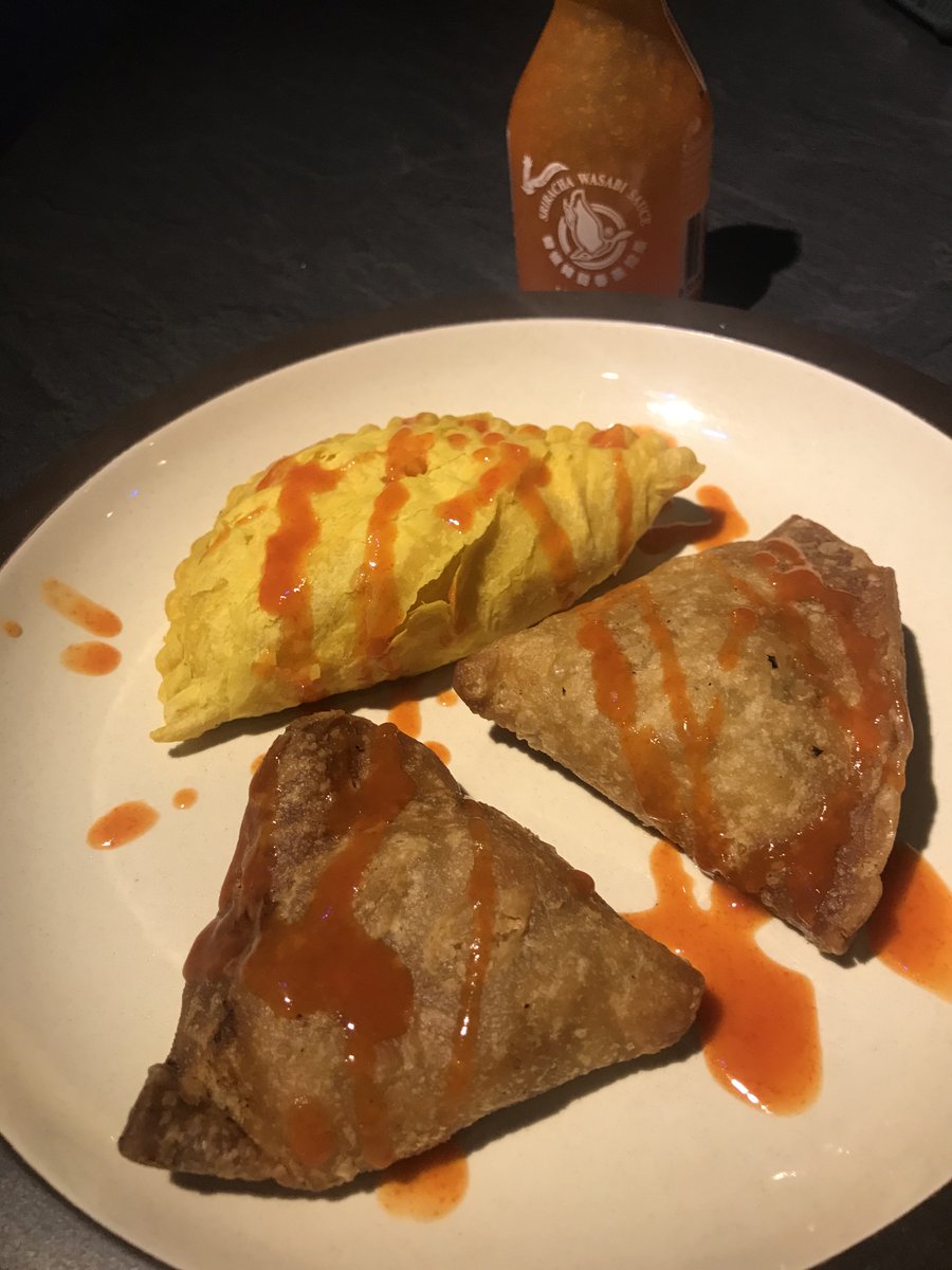 cha0tic's tweet photo. Treasure from the freezer. A curry patty and some samosas. I miss living in #WV6 #Reans all the people of the world & their food came to me. https://t.co/a6HhPalQfl