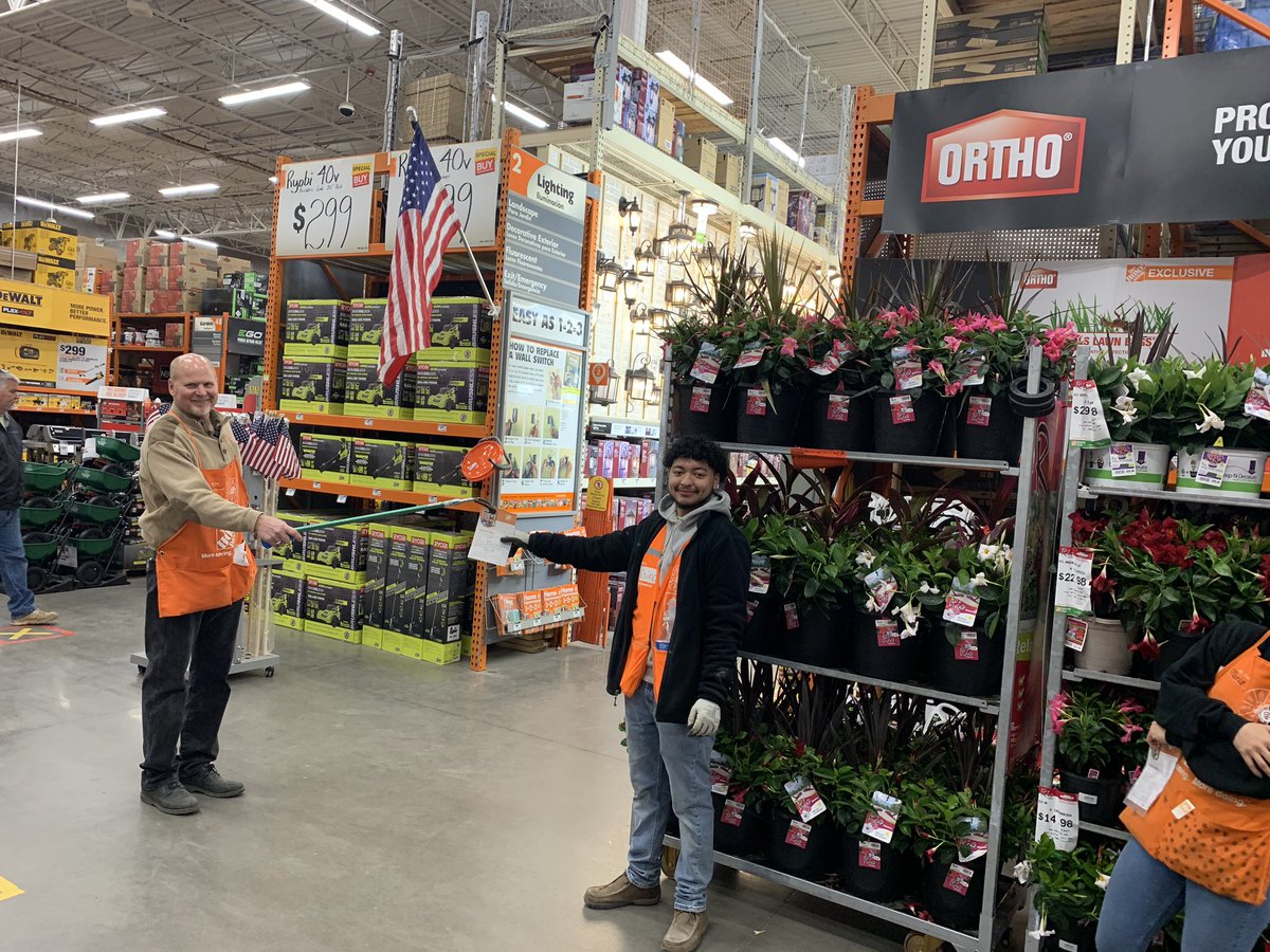 aab1020's tweet photo. Recognition to an Excellent Team!! Great job everyone practicing, “Social Distancing” We’re all in this together!! https://t.co/aNtqZc85bV