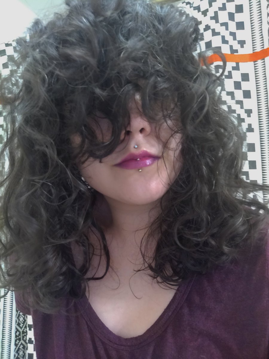 gr3nhaze's tweet photo. #POCQueerantine New hair, who this. https://t.co/oMBAaT39KN