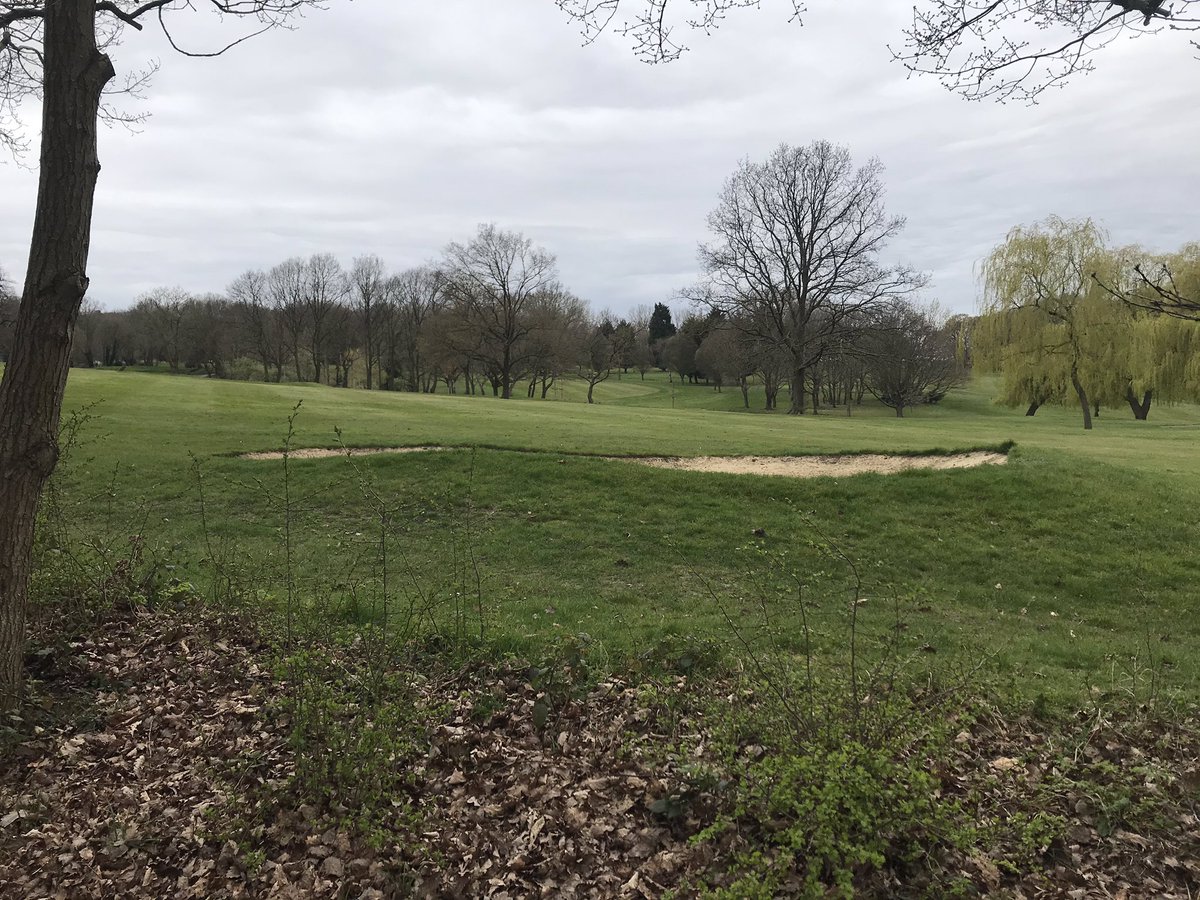 Rather than closing big parks so more people end up packed into the smaller parks, how about reclaiming green space in London, like this enormous, empty golf course? Turn the golf courses into exercise spots. More green space for everyone, social distancing made easier.
