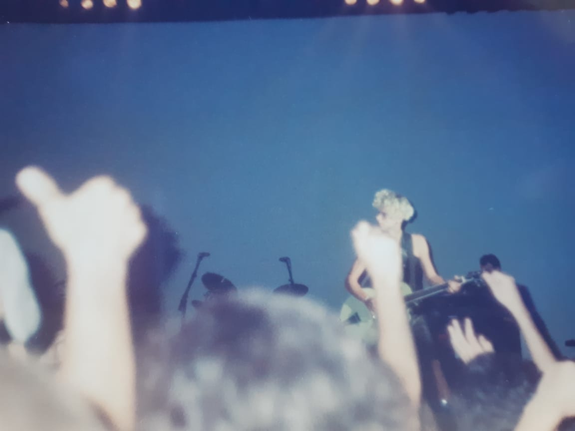 Raphaelalves3's tweet photo. Depeche Mode no Olympia, São Paulo, 1994 - Exotic Tour
#DepecheMode #ExoticTour #DepecheModenoBrasil #DepecheModeBrasil 🇧🇷
#CanaModeRecifeBrasi🇧🇷 #BeerMode🇧🇷 https://t.co/fxOJkfQGAl