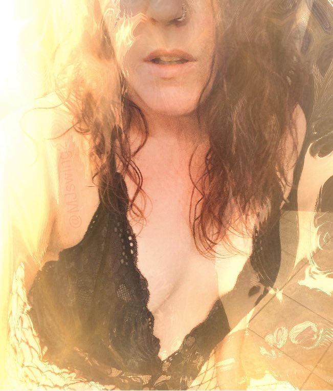 MJswing2's tweet photo. Feeling sexy 🔥 @24swing1 https://t.co/KwgT5PDUi5