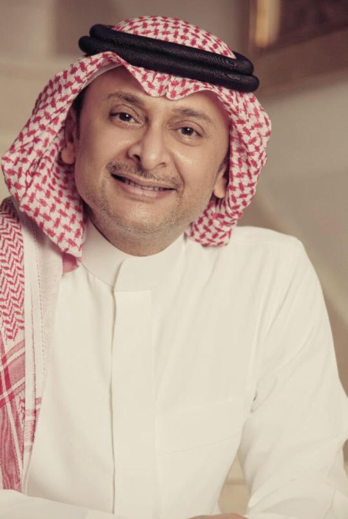 حمد على تويتر يا سيدة كل البنات كم صار وزنك الحين