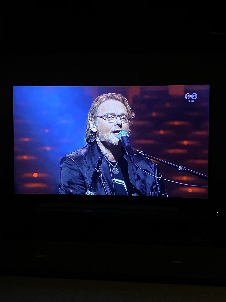 Af mörgum meisturum þá er þetta kóngurinn. Gleymist seint slagsmálin milli okkar á Króknum 2009 fyrir utan gistiheimilið, eftir gigg á Mælifelli. Það endaði allt vel. Urðum vinir á MySpace eftir það.  Algjört legend.