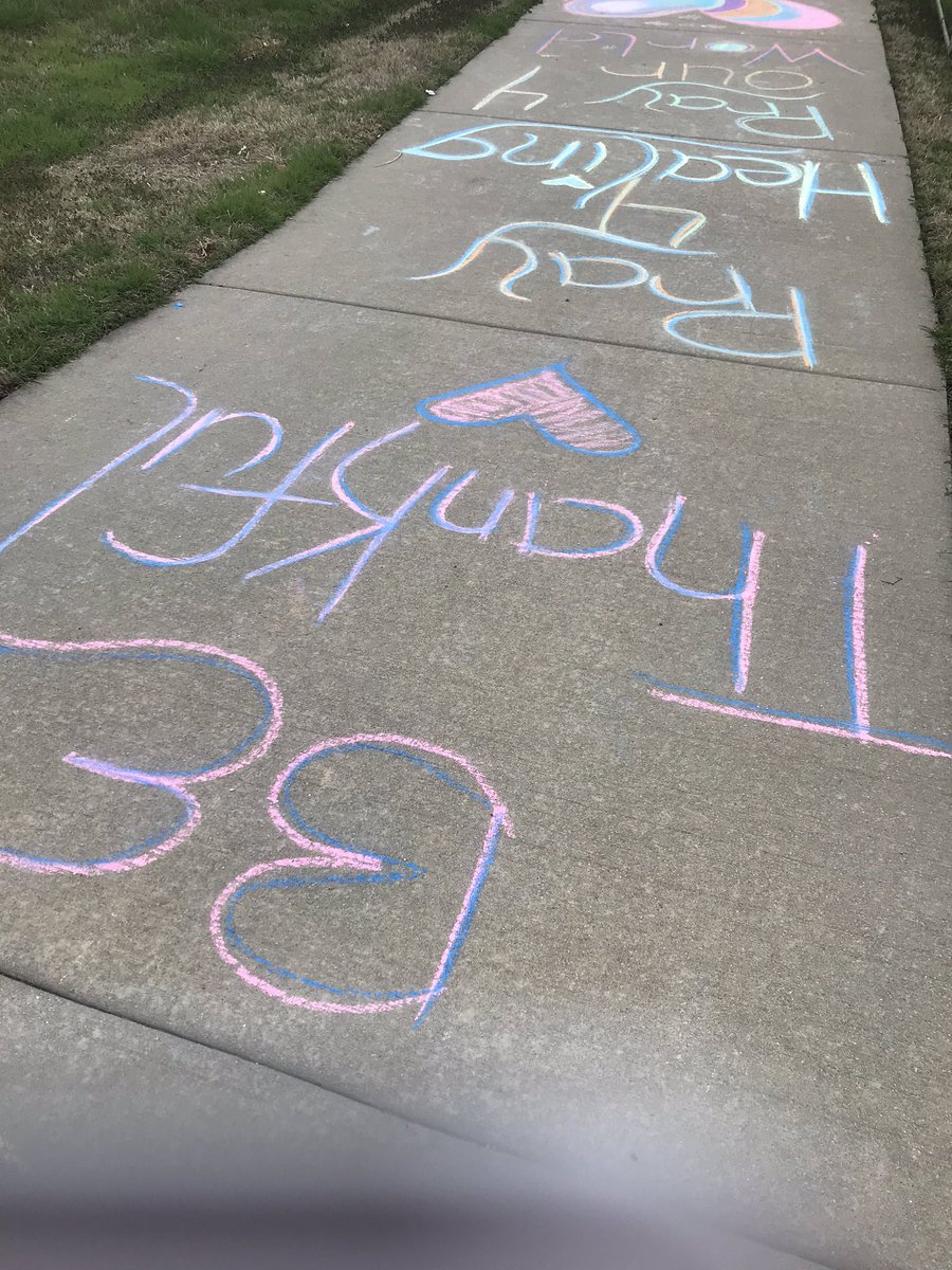 brlolling's tweet photo. Done❤️👟 @CampusStuCo 
#JessicaStrongGEM5k https://t.co/V4N808Y6R1