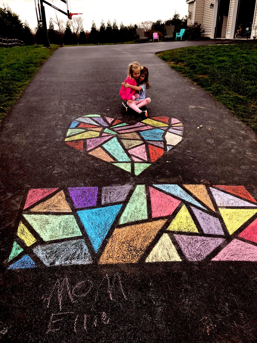 lmk7232011's tweet photo. @MrsTeoArt Ellie was so proud of her artwork and wanted to share! 🌈 https://t.co/xvpicGFy1b