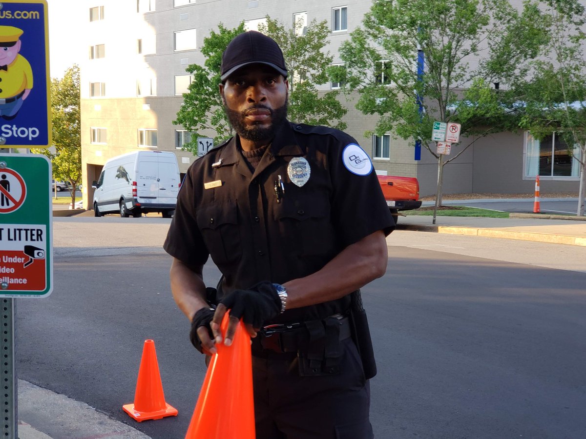 OnGuardSecurit1's tweet photo. On Guard Security provides #TemporarySecurity for a wide variety of clients in #Nashville and across #Tennessee and #Kentucky! Short-term #SecurityServices for as few as 4 hours to many years! For more info contact us at 615-361-4141. #SecurityGuards
https://t.co/8yK9lZNFWb https://t.co/9T74Iqv4jH