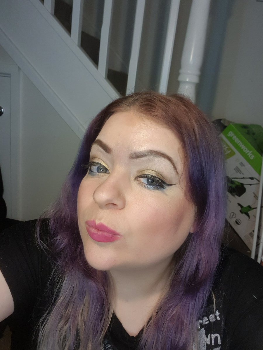 Firesapher's tweet photo. Don’t downgrade your dream just to fit your reality, upgrade your conviction to match your destiny.

#fblive #live #livelook #fb #flawless #botanical #foundation #makeup #fun #limelife #livelife #firesaph https://t.co/PtE2aVXLt9