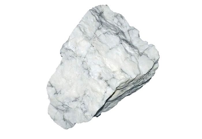 𝓗𝓸𝔀𝓵𝓲𝓽𝓮 Howlite is a lovely stone to use when needing to reduce anxiety, tensions and stress. Howlite can be used to facilitate awareness, encourage emotional expression and assist in the elimination of pain, stress and/or rage.