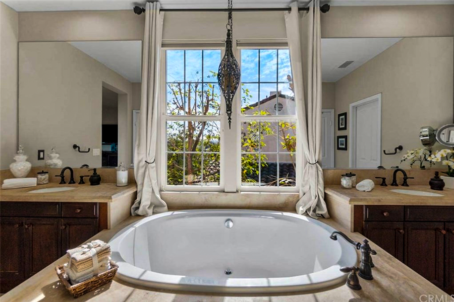 HommatiNetwork's tweet photo. 5 Corte Limonada, San Clemente, CA 92673
Check out this great San Clemente, CA listing here @ https://t.co/42ywrQ0g5R
#Hommati #ocrealty #orangecountyrealty #orangecountyrealtor #orangecounty #orangecountyrealestate #GreenTreeProperties https://t.co/sYvLd9hQm9