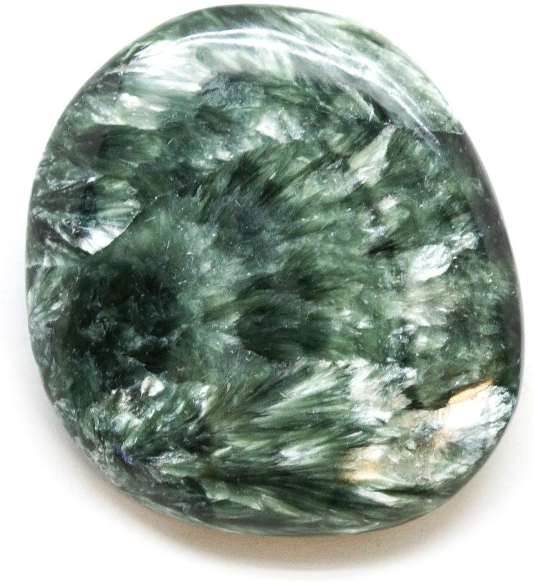 𝓢𝓮𝓻𝓪𝓹𝓱𝓲𝓷𝓲𝓽𝓮It is a stone of spiritual enlightenment. It is said to be able to connect and communicate with higher energies. It is excellent for accessing self-healing. Seraphinite promotes living from the heart.