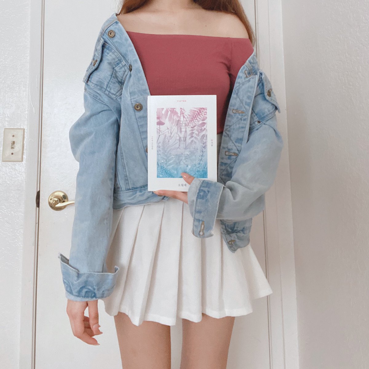uIthanseungwoo's tweet photo. — dressing up as victon albums; https://t.co/2SiLLhXy5Y