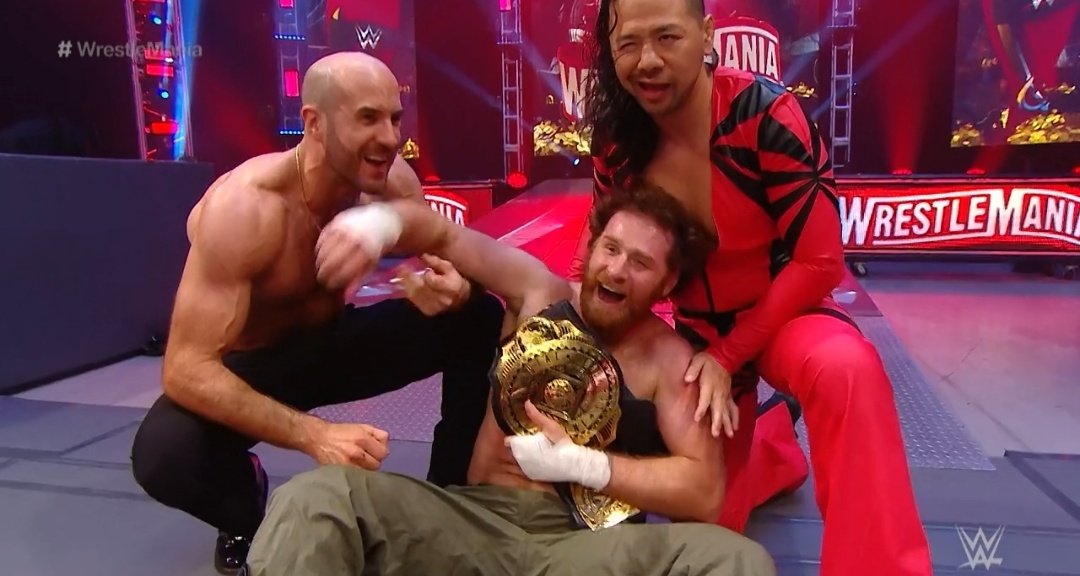 AnalisisLucha's tweet photo. Sami retiene!! #WrestleMania https://t.co/sxUPsdcA0l