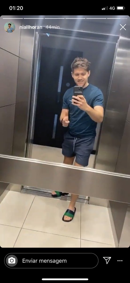 trisholiveira's tweet photo. Niall where are you going at 1am, sir?  😂 https://t.co/Bqy6YGHlqm