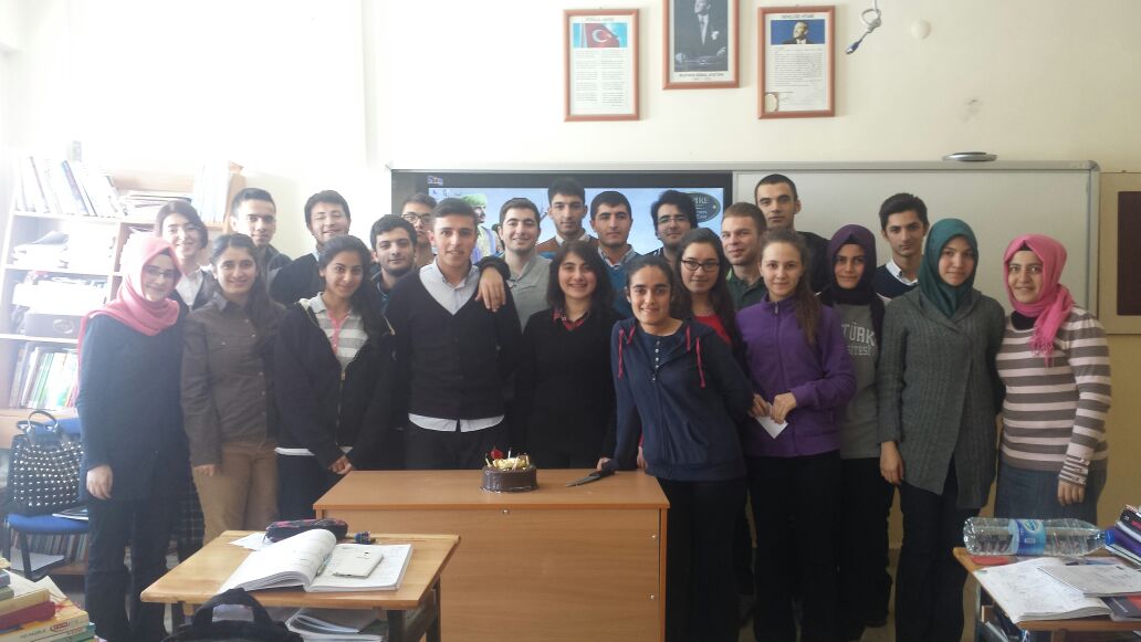 Emre_Gonca's tweet photo. O zamanlar 1 kişi 30 kişiye ancak sevgisini bulaştırırdı... #koronasızgünler https://t.co/8igx9w3PFA