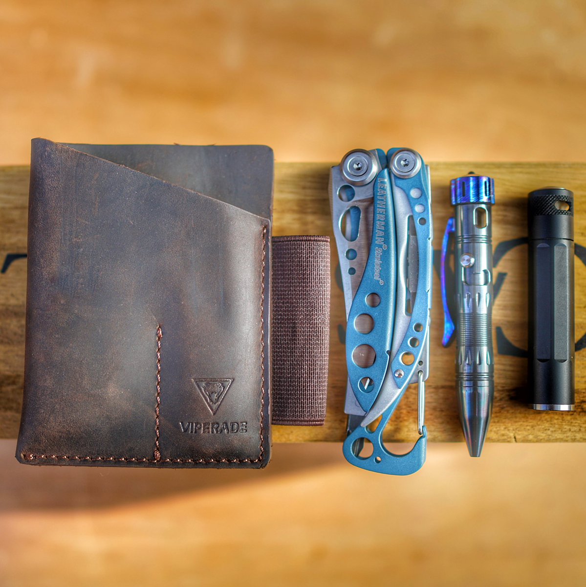 wanquanhang's tweet photo. #edc #viperade #mecarmy #leatherman https://t.co/LwYayfmxT4
