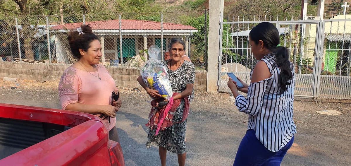 Sumemos El Salvador tweet media