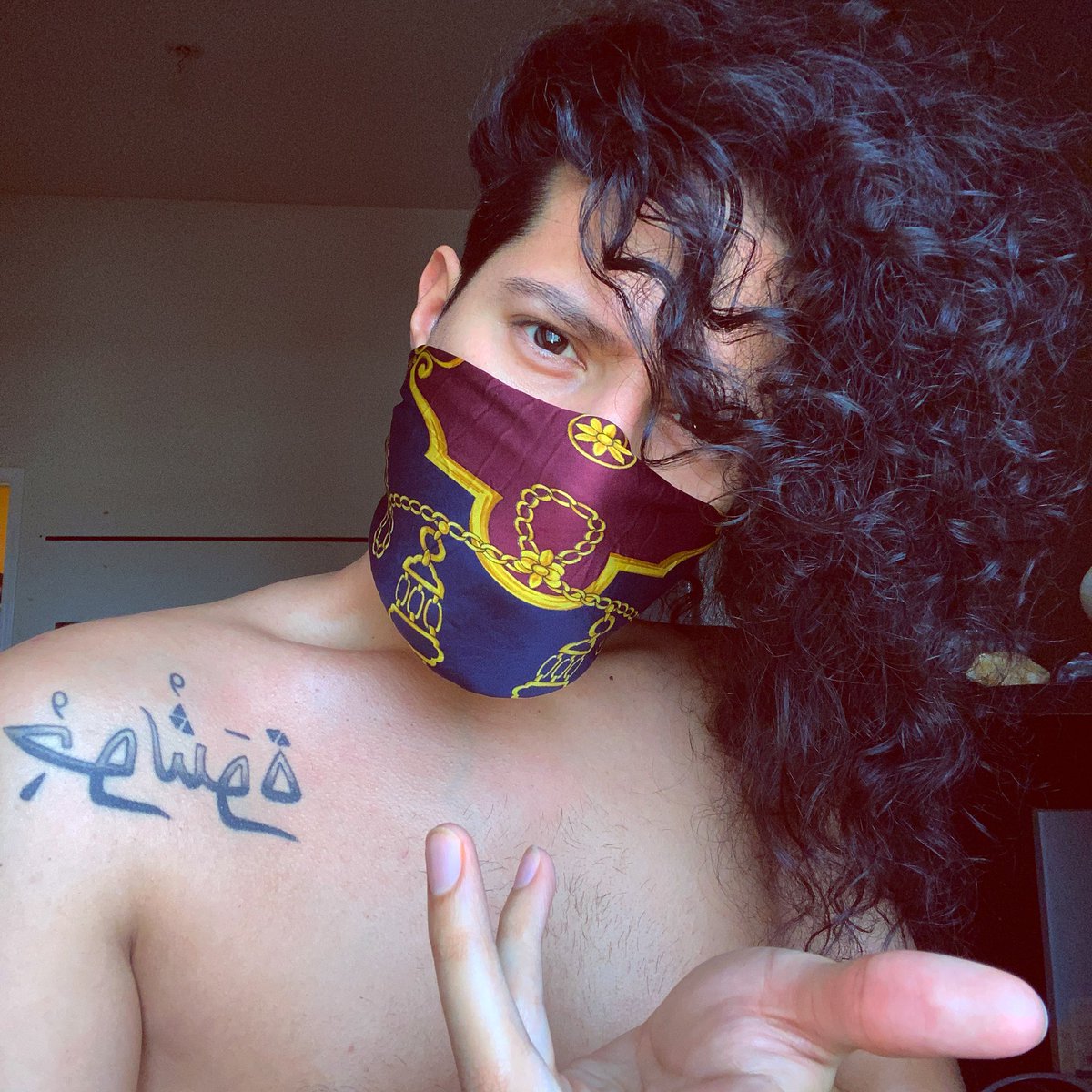 jPinNotes's tweet photo. Mortal Kombat ๐ Quarantine Edition
#jPinNotes #NaturalHairDaily
Hair: Miracle Curls Defining Oil and Sprunch Mousse & Leave-In Conditioner both by @AussieHair ๐ฆ https://t.co/O5C9igygFg