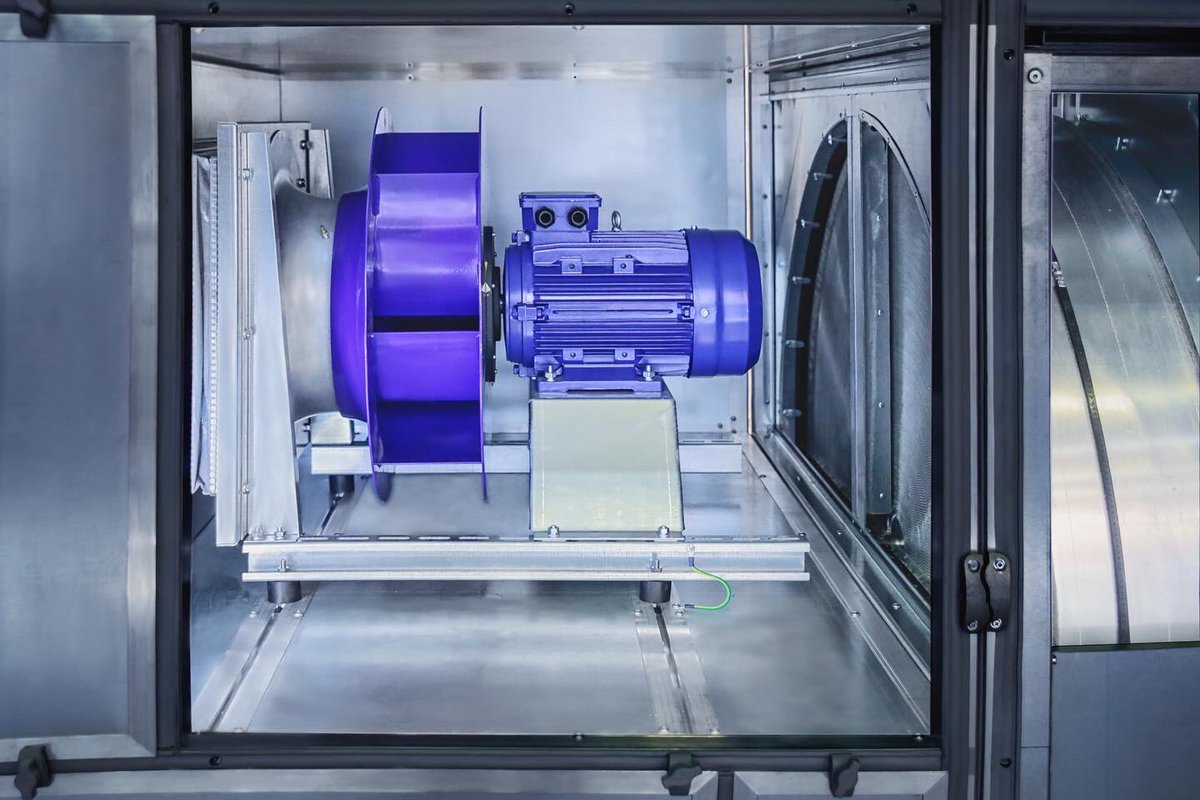 GreenroomsBuild's tweet photo. We can install commercial-grade air purification systems to keep your employees and customers safe from air-born pathogens! When coupled with HVAC-Ultraviolet lighting, these filtration systems can combat germs, odor, mold spores, pollen, and dust. Call today for more details!🦠 https://t.co/m34372MkST