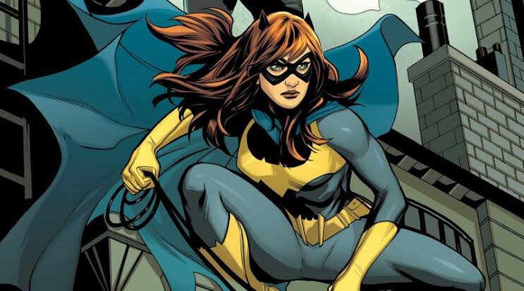 Adrian_Rojas3's tweet photo. El actor #IanGlen regresará como #BruceWayne para la tercer temporada de #Titans y tambien estará #BarbaraGordon. https://t.co/JqbKSXFMgs