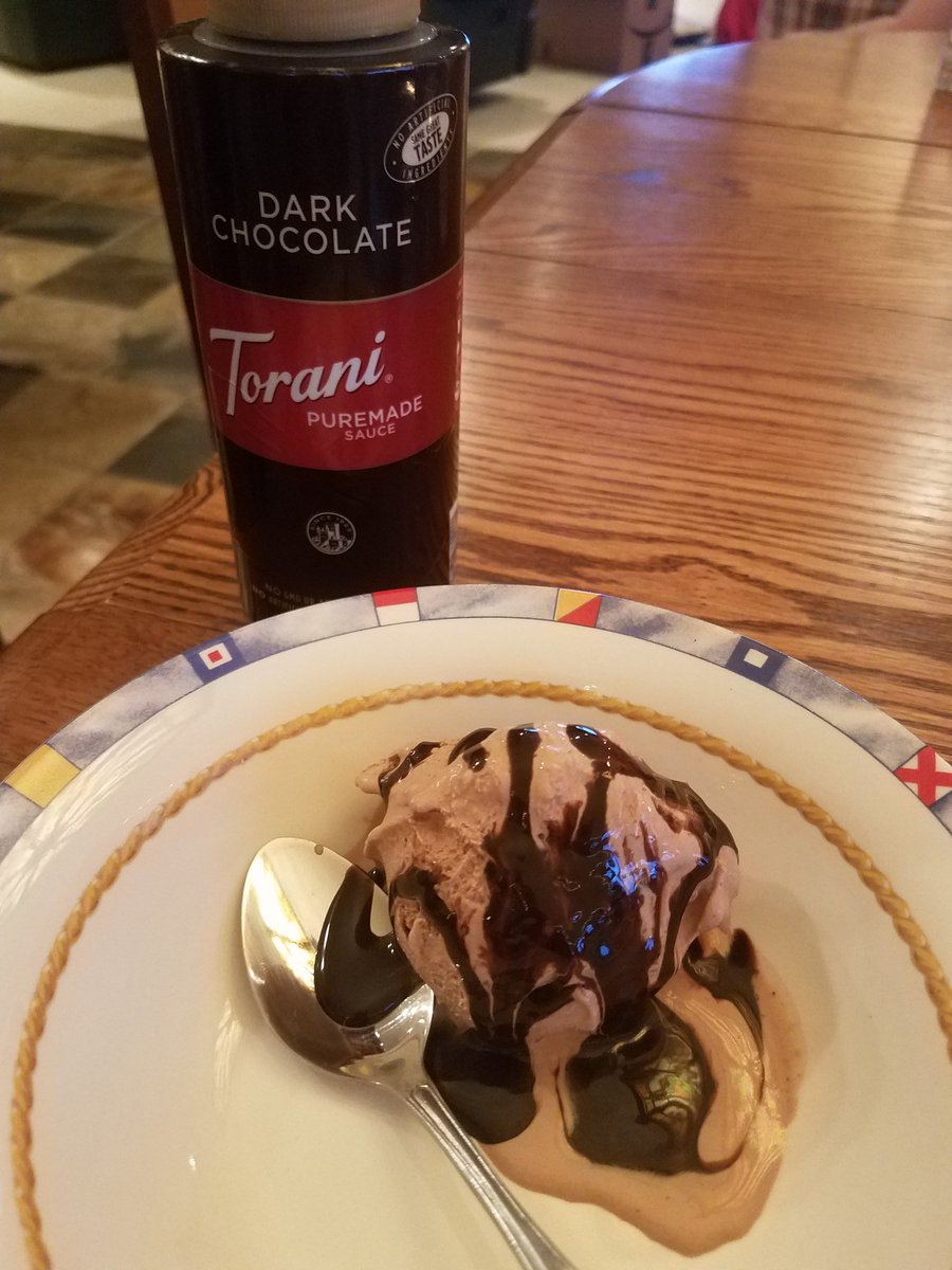 Although @sadiesommelier hasn't set up her #twitter she insists you drink this awesome '11 <a href="/NickelandNickel/">Nickel & Nickel</a> Branding Iron while eating <a href="/snakeriverfarms/">snakeriverfarms</a> NYStrip, Filet and Ribeye Filet. And a great pb chocolate for dessert doesn't hurt. Stay safe friends