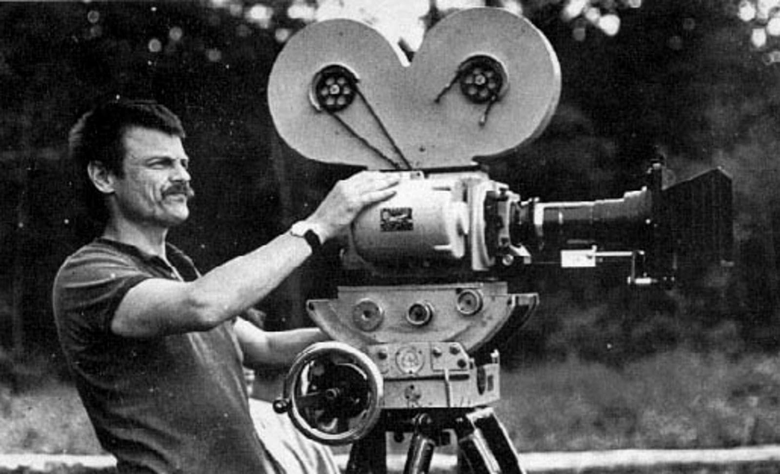 Happy bday a uno de los mejores directores de todos los tiempos Andrei Tarkovsky. 