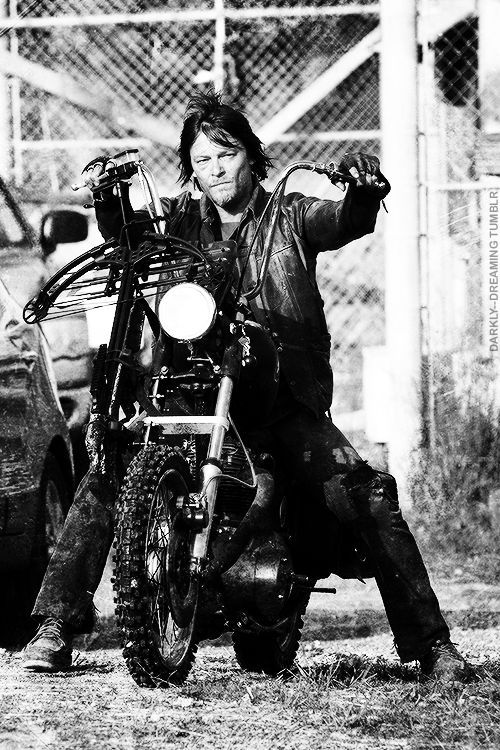 DarrenHamill16's tweet photo. NO JOURNEY IS TO LONG WHEN YOU HAVE GOOD COMPANY
@wwwbigbaldhead #RidewithNormanreedus #coolistmanonearth #iaintnobodysbitch #killdarylifreakinriot #illneverstoplooking #wishwecouldbemates #daryl4life #TWD https://t.co/sfEKKJwwBW