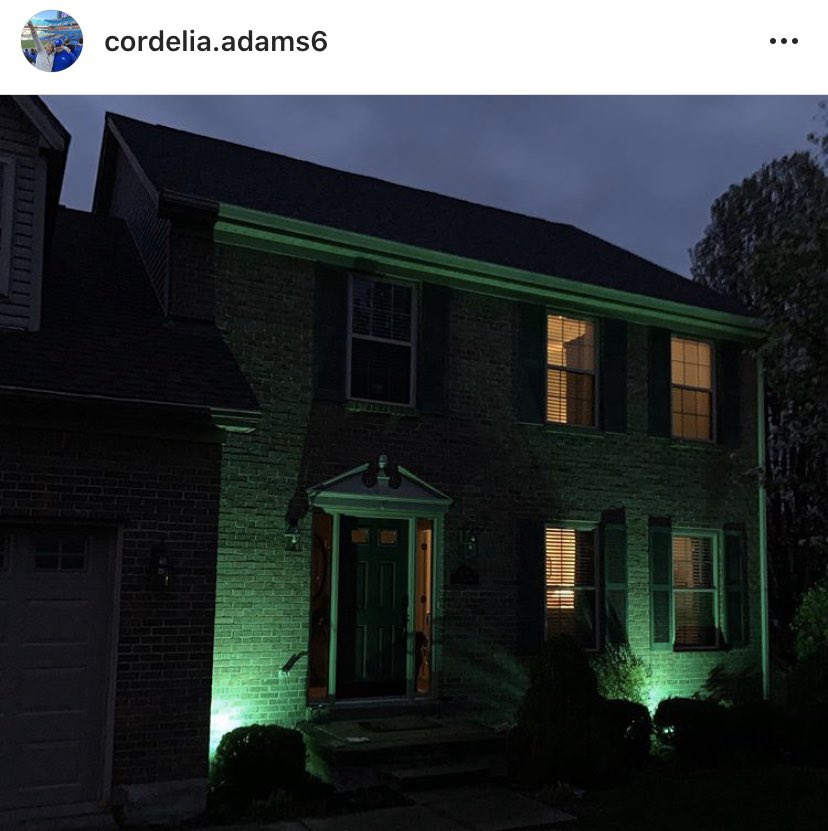 GovAndyBeshear's tweet photo. Tonight I share photos from your homes, because I know your lights are seen by those most in need. Those who have lost loved ones and those who feel alone. Thank you for showing them they always have #TeamKentucky. My lights are lit with yours. ^AB #TogetherKy https://t.co/J2eGapVLs2