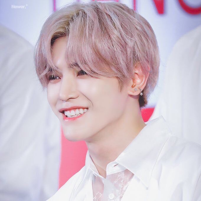 6. taeyong none of his teeth are perfectly straight execpt for his incisors rlly. love how wide his teeth are but yet they are still so small it’s the cutest thing ever god the way u can see the teeth under his gums is so adorable i’ll cry. i think he still has his baby teeth