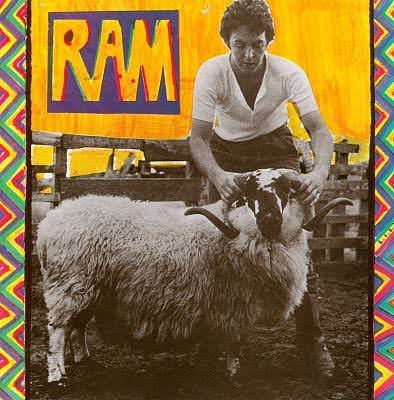 mmepeppa's tweet photo. poste a capa de um disco que você escuta de cabo a rabo sem pular faixa e marque quatro @ pra dar rt com sua capa
#GoPaulGo
@castranas @ferdinandspp @fuleraje @nrwgn_wood https://t.co/jBS1ZrbbUD
