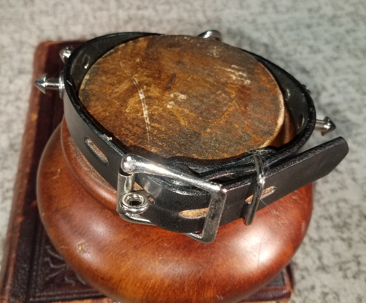 DominionLeather's tweet photo. PREMADE ITEM - Locking Black Narrow Bondage/Goth Collar with Spikes and Hanging Ring for Submissive's (13.5 to 15.5 inches) 
https://t.co/s3sCTTM9xo https://t.co/Kvyzhnl5w2
