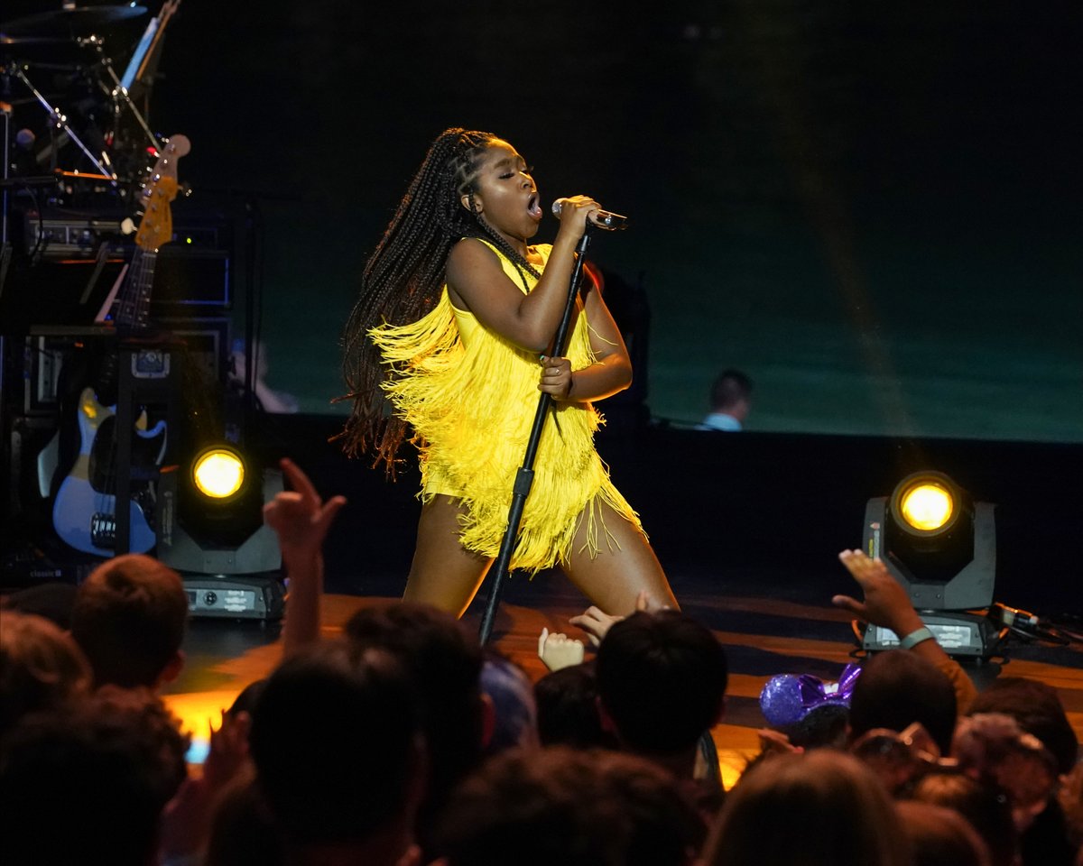 All the feels!!  Happy to announce that our very own <a href="/OliviaXimines/">Olivia Ximines</a> is in the top 20 of <a href="/AmericanIdol/">American Idol</a> Please help me share the good news with all students and staff at @OrangeVistaHS #VVinthistogether <a href="/LukeBryanOnline/">Luke Bryan Test</a> <a href="/LionelRichie/">Lionel Richie</a> <a href="/katyperry/">KATY PERRY</a>
youtu.be/jrrv0UArMXY