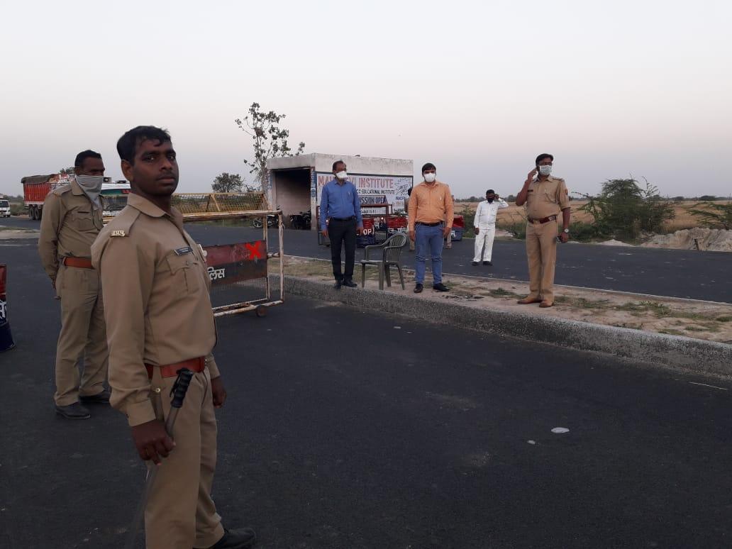 mpimoicghiror's tweet photo. we maintain social distance.
plz follow us .SDM sir , MOIC ,SHO GHIROR https://t.co/DinNjS5fMv