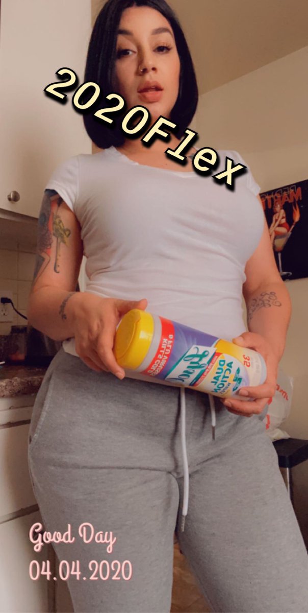peachmobb's tweet photo. #inthehouse #2020flex #weallgonbefat https://t.co/G5qkbJ8C0M