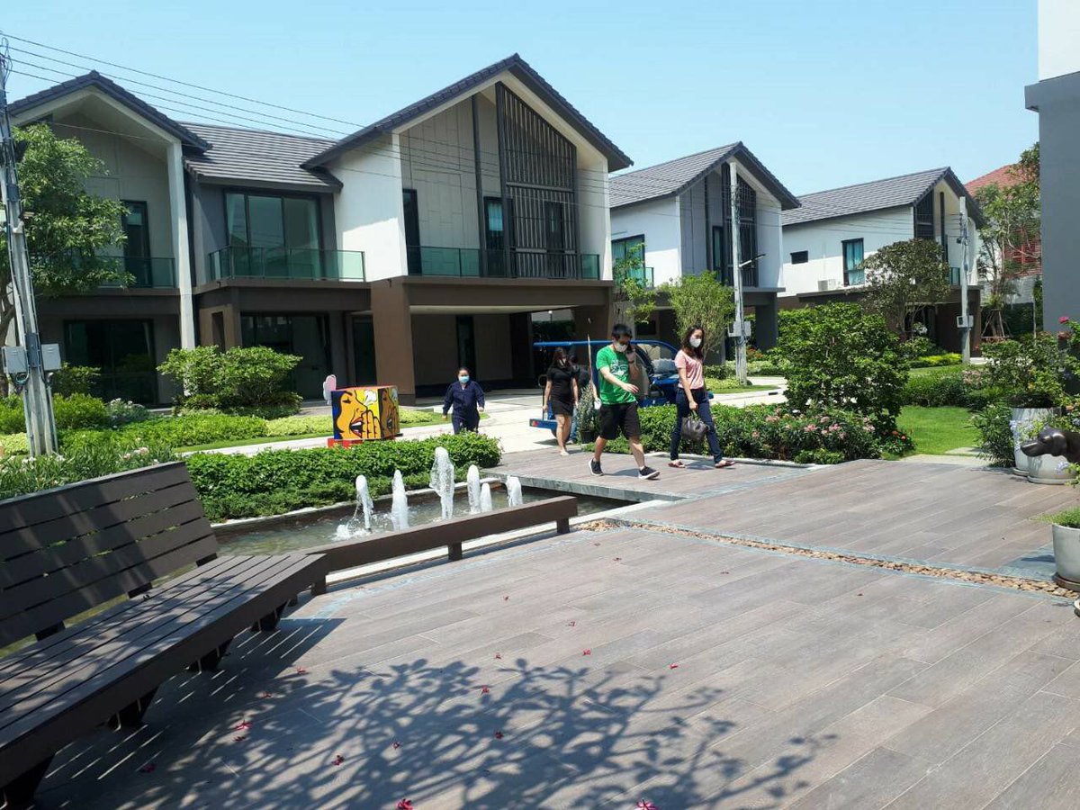 SansiriPLC's tweet image. #แสนสิริผ่อนให้ พบโปรโมชันใหม่ “แสนสิริผ่อนให้” ที่จบทุกปัญหา ลดทุกภาระ เพื่อคนอยากมีบ้าน เพราะแสนสิริผ่อนให้ ทั้งต้นทั้งดอก นานสูงสุด 24 เดือน* กับโครงการราคาเริ่ม 1.99-30 ล้าน* แถมยังได้โปรดีๆ ไปอีกเพียบ สอบถามข้อมูล DM มาได้เลยค่ะ #แสนสิริ