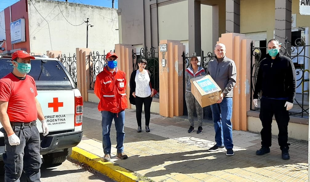 marianouset's tweet photo. En este contexto y para nuestros Abuelos del hogar municipal del anciano, recibimos nuevo material lúdico de parte de @lriesgo subsecretaria de promoción @SubPSC_PBA.

Agradecemos colaboración de @CruzRojaArg https://t.co/EArT6uvQoL