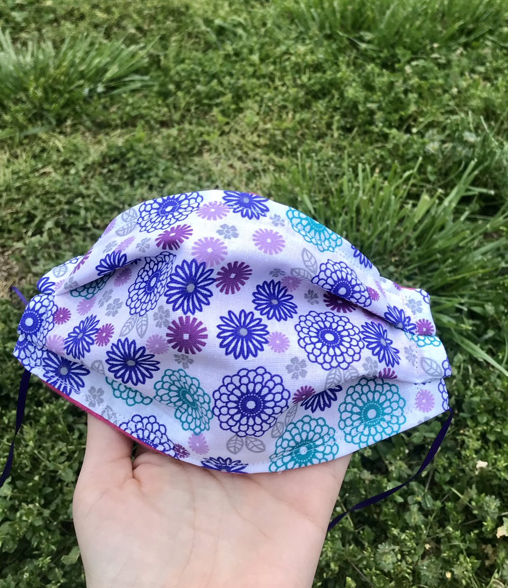 If anyone is need in of a mask, please visit the site below. I have masks available and can mail them out Monday morning!
etsy.me/3bSHXVT