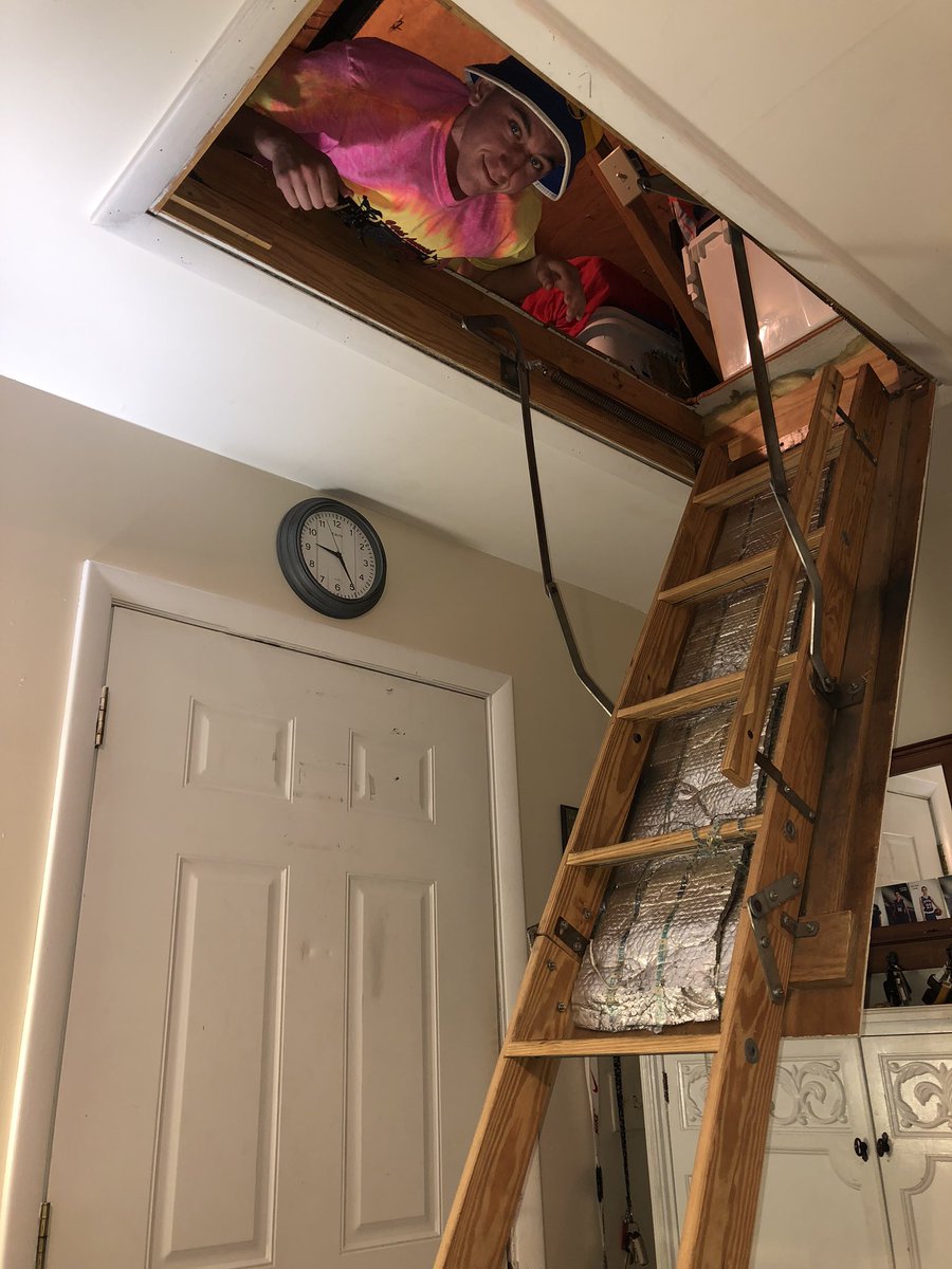 MrsReadnour's tweet image. Attic clean-up completed! 🎉The clubhouse is open again!😊 #SiblingFun #IndoorHideout #MakingMemories #WindsorWay @WMSowls @mholland7261977 @TheChamTeacher