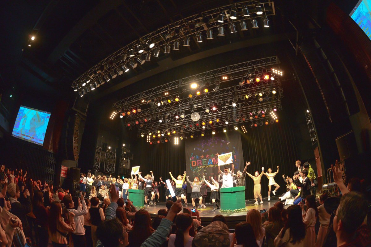 DreamOn_Kpop's tweet photo. 【ドリオンTV放送】 本当は今頃KCON最終日でしたね…😥 でも本日のおうち時間はこちらで楽しみましょう！🔥K-POP COVER DANCE FES. DREAM ON! VOL.21、1月のステージの模様を、Mnetにて4月5日（日）18:00〜 TV放送！
https://t.co/f9gDK2r7wE https://t.co/G7lMjyxNF5